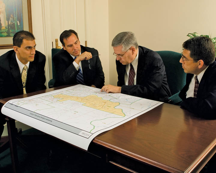 El servicio de Thomas S. Monson a las viudas