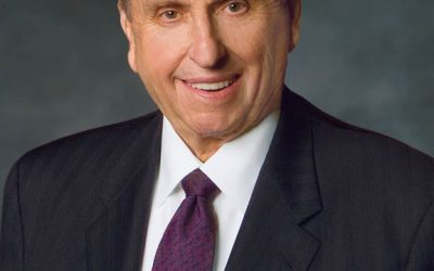 Thomas S. Monson acerca de ser una luz para el mundo